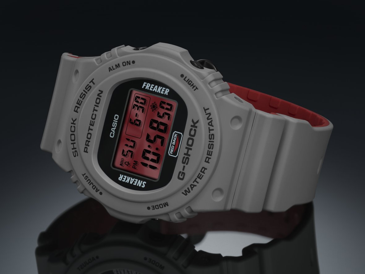 RedBlack Casio G-Shock x Sneaker -